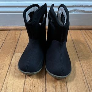 Baby Bogs boots Toddler sz 8
